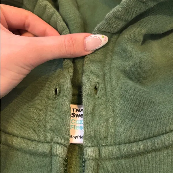 Aritzia TNA Cozy Fleece Hoodie - Image 3