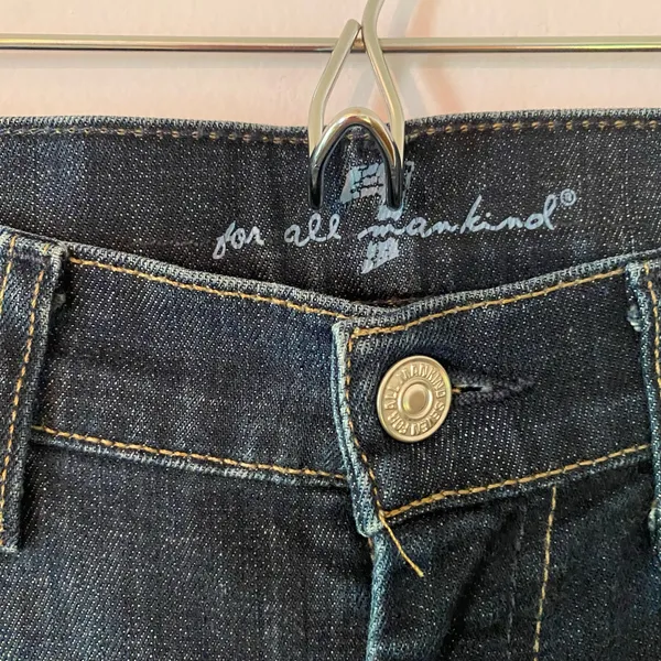 7 for all Mankind Dojo Capri Jeans Y2K Dark Wash Low Rise Retro Women's size 28 - Image 2