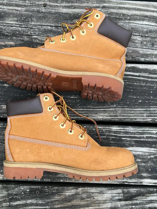 Timberland 6 Inch Premium Waterproof Boot 'Wheat' Nubuck Size 6.5 Women’s Size 8 - Image 3