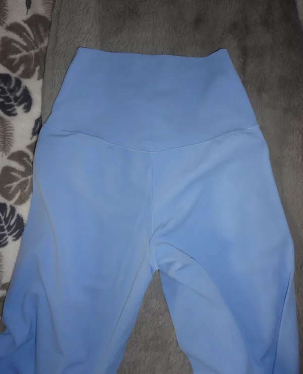 Amazon Flare Leggings  - Image 4