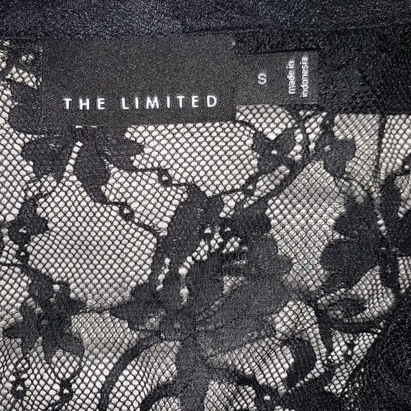 The Limited Black Lace Women’s Outer Shell Top Size Small Button Up Sleeveless - Image 3