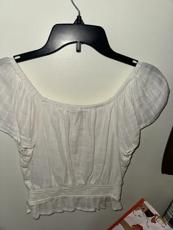 American Eagle Outfitters Blouse - Image 3