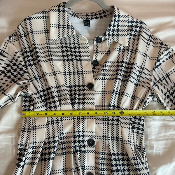 SHEIN Black and Cream Plaid Long Sleeve Button-Front Fall Dress Size Medium - Image 6