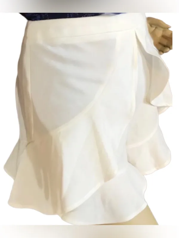 Aqua White Ruffle Accent High Waist Shorts Nwt (M) - Image 6