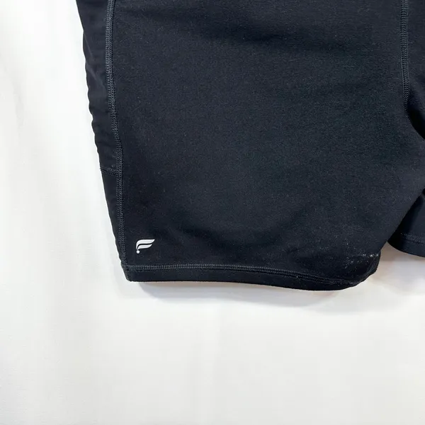 Fabletics Plus Size 3X Shorts Power Hold Side Pockets Solid Black High Rise 1193 - Image 3