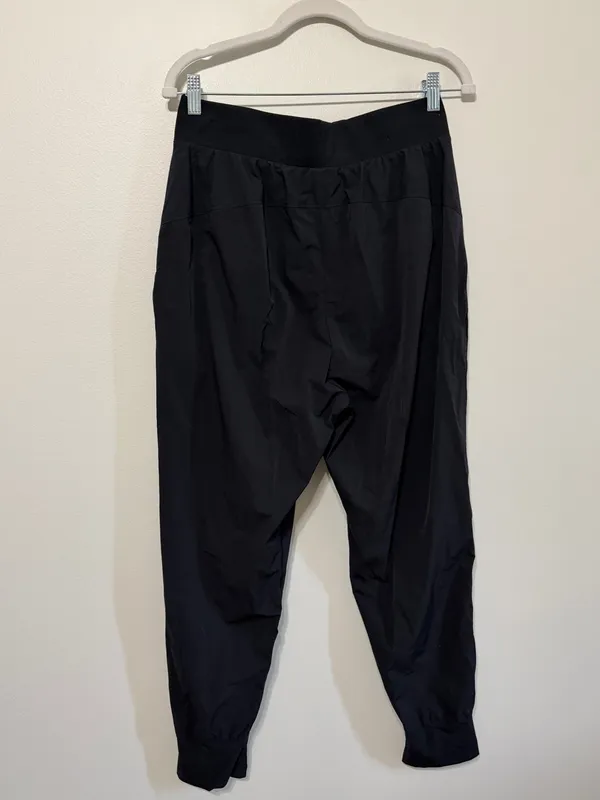 Nike Bliss Lux Training Jogger Pants Size Large Women’s Black - Image 6