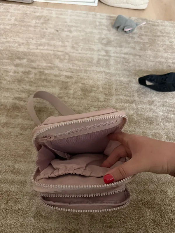 BEIS Crossbody Bag - Image 4