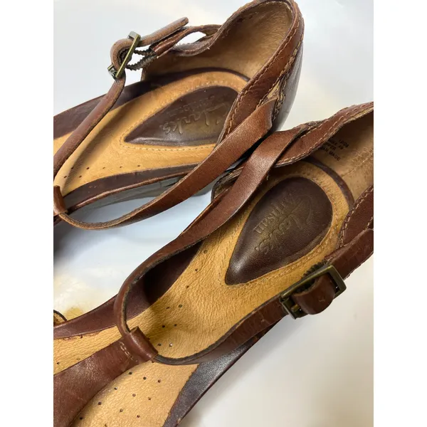 Clarks Artisan Wedge Sandals Womens 8M Brown Good Strappy T-Strap Leather 84215 - Image 5