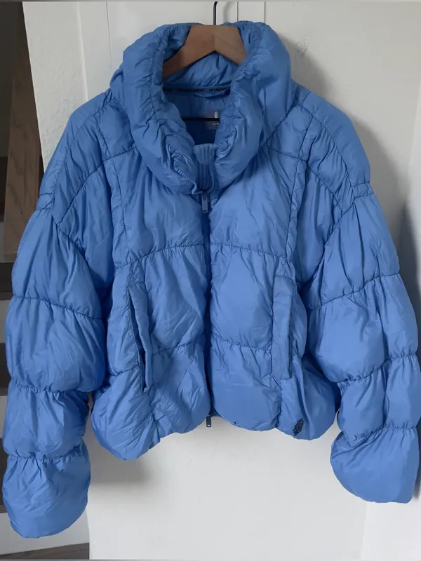 Free People In A Bubble Puffer Jacket in Riviera Blue - Image 4