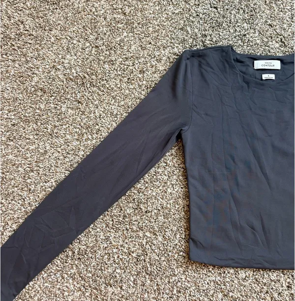 Aritzia Babaton Contour Top Crop - Image 3