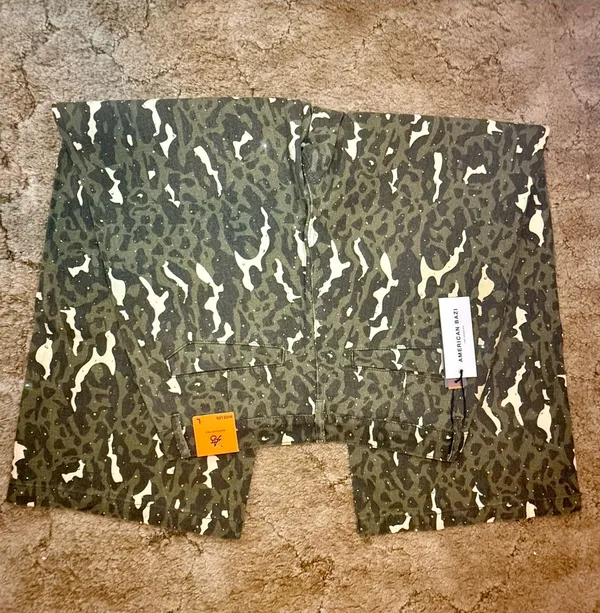 American Bazi Olive Camo Rhinestone Wide Leg Pants High Rise NWT Size L - Image 5
