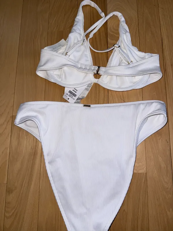 Hollister White Ribbed Bikini - Image 3