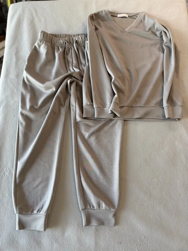 Women's Two Piece Grey Jogger Set Size Medium #260866 Gray - Image 2
