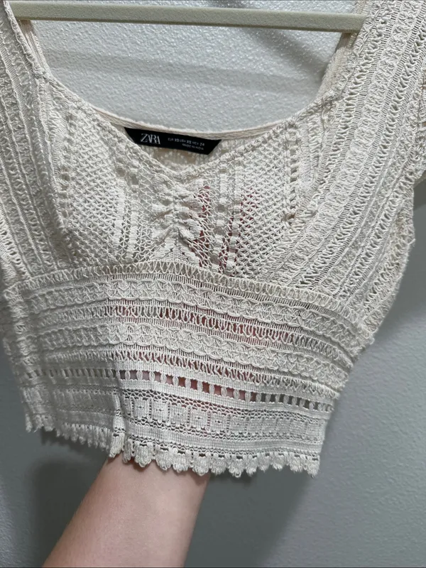 Zara Cream Crochet Crop Top - Image 3