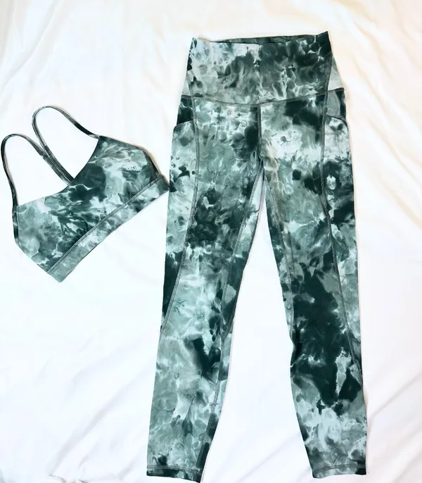 Lululemon Align Pocket Legging + Flow Y Bra Matching Set – Diamond Dye Smoked Spruce – 4 - Image 2
