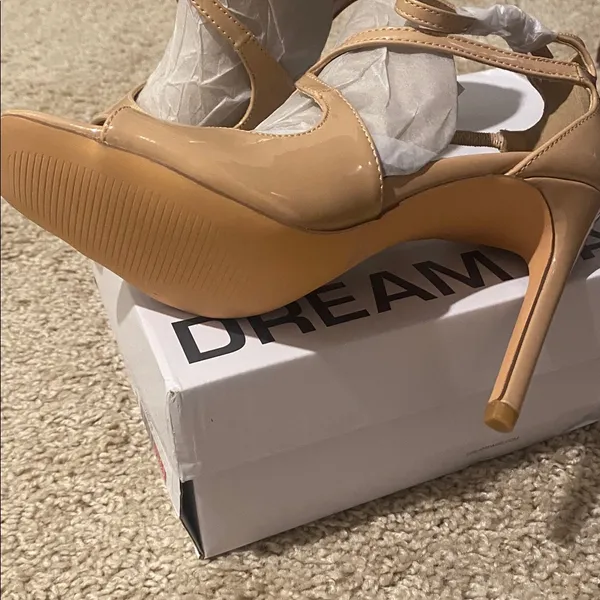 Dream Paris Heels Size 6.5 - Image 4