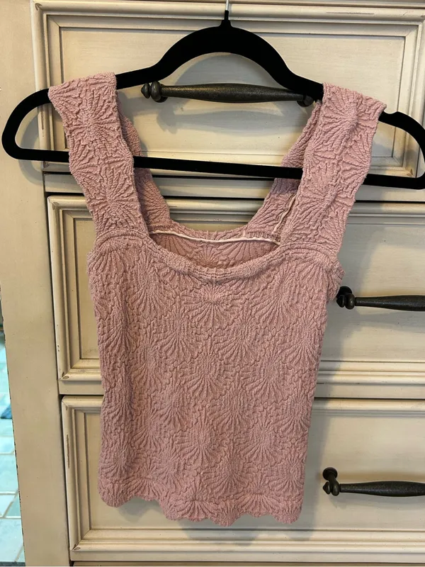 Free people love letter cami tank top xs/s pink - Image 3