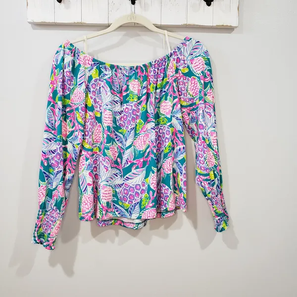 Lilly Pulitzer Lana Top Turtle Wave Size S - Image 2