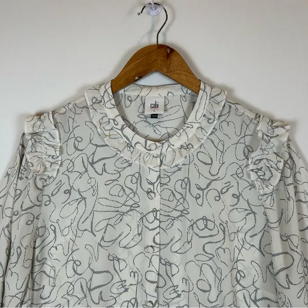 Cabi 4232 Women White Blue Abstract Scribble Ruffle‎ Collar Button Blouse Large - Image 6