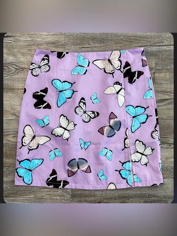 SHEIN Lilac Butterfly Print Mini Skirt - Image 2
