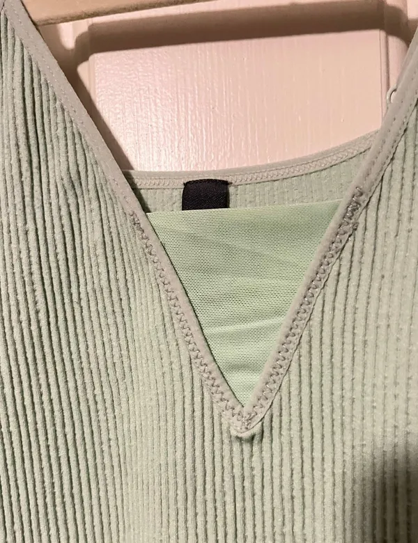 Alya Tank Top - Image 3