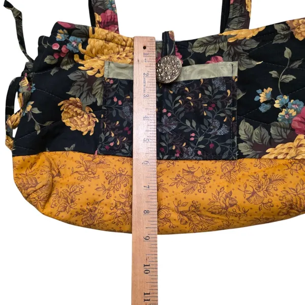 Handmade Patchwork Quilted Shoulder Bag Purse Floral Cottage Folk Grandmacore - Image 10