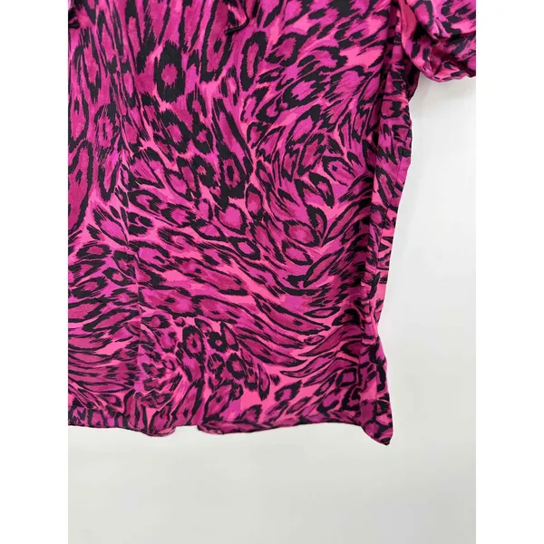 Juicy Couture Pink‎ Animal Print Short Sleeve Silk Blouse Women Size 2 - Image 3