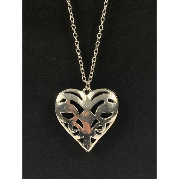 Vampire Diaries SKU 7847 Caroline Forbes Antique Silver Open Heart Chain & Penda - Image 2