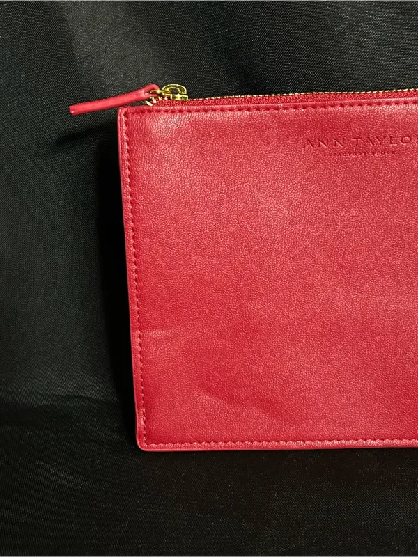 Ann Taylor Red Leather Zip Travel Cosmetic Money Pouch NWT - Image 4