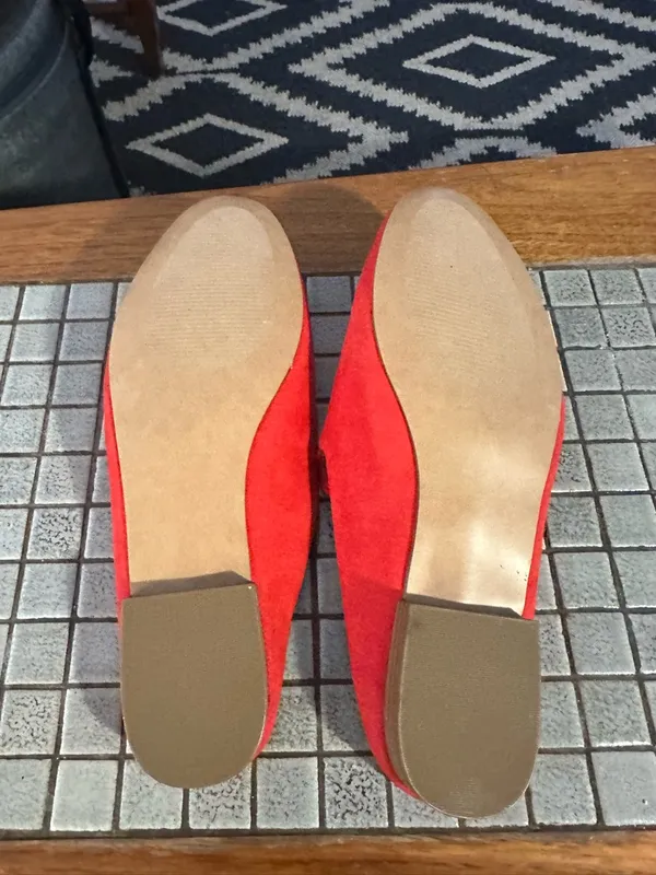 GAP Women’s Bright Red Slip-On Mules 8 - Image 4