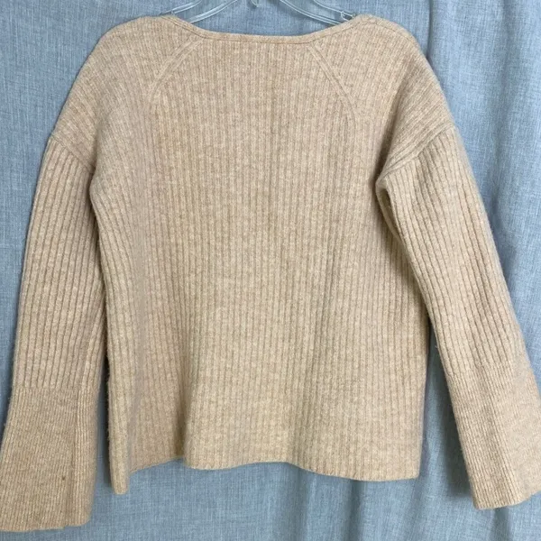 Rag & Bone Sweater‎ XS Oatmeal 100% Merino Wool Ribbed V Neck Bell Sleeve - Image 4