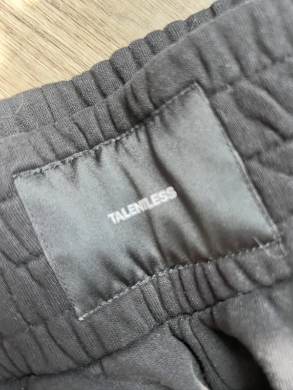 Talentless small black sweat pants wide leg - Image 8