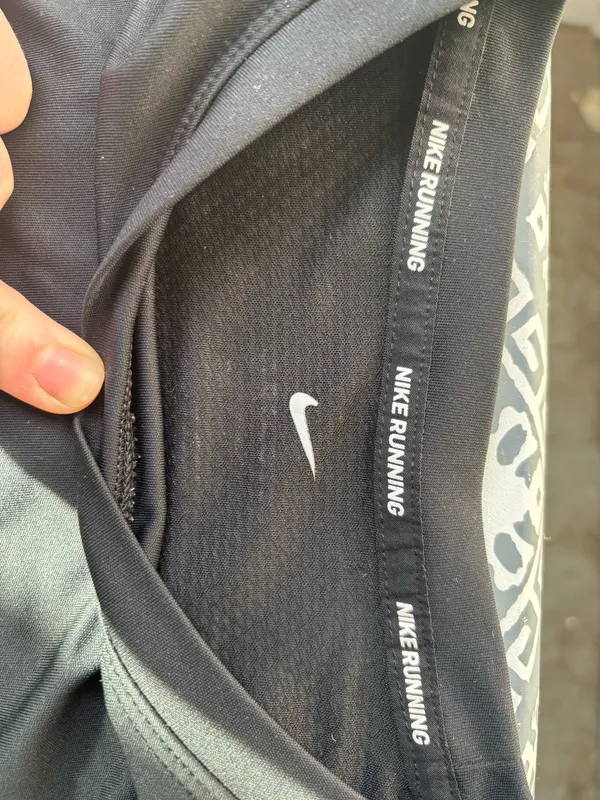Nike Dri-Fit Tank Top - Image 2