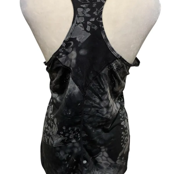 Champion Women's Black and Gray Patterned Tank Top Excellent Condition - Image 3