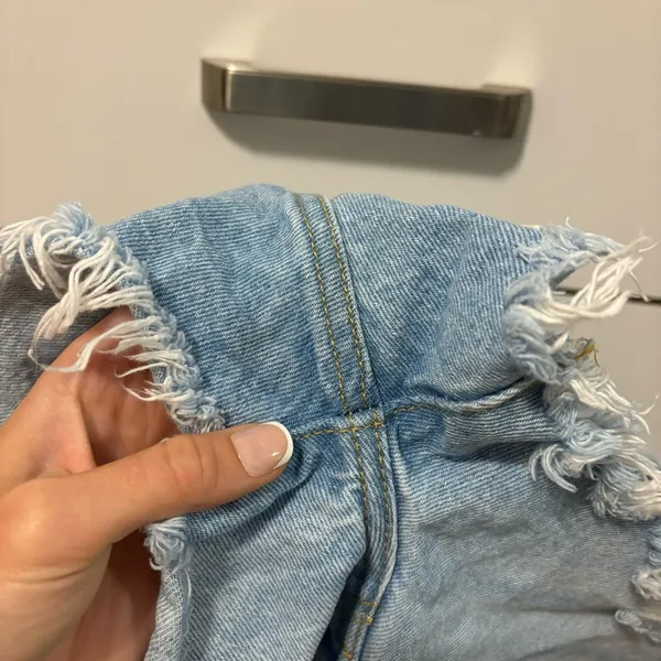 Levi’s 501 Denim Shorts - Image 10