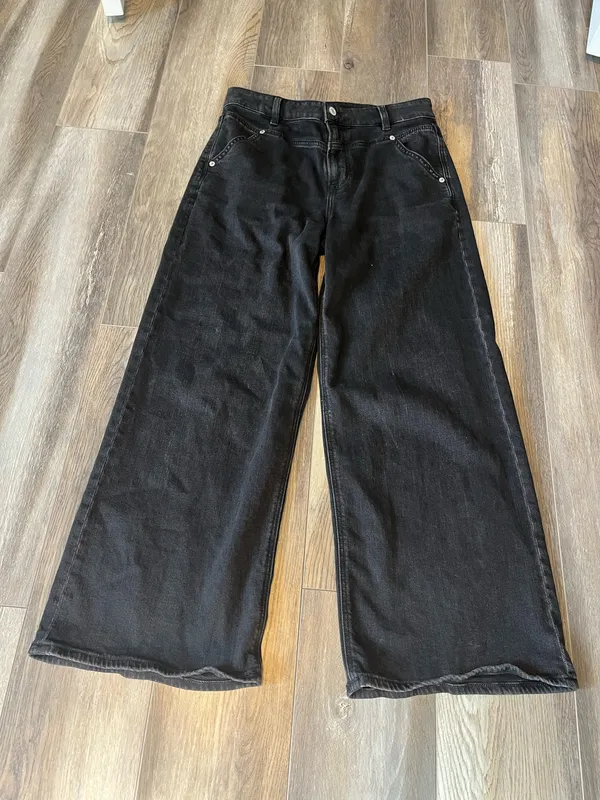 American Eagle Super High Rise Baggy Wide Leg Jeans - Image 2