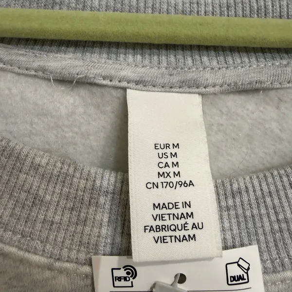 H&M Gray Monaco 64 France Graphic Oversized Sweatshirt Sz M NWT - Image 5