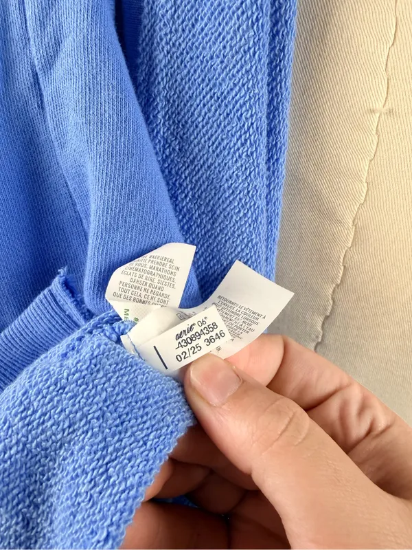 Aerie blue two piece sweatshirt and short set size large - Image 7