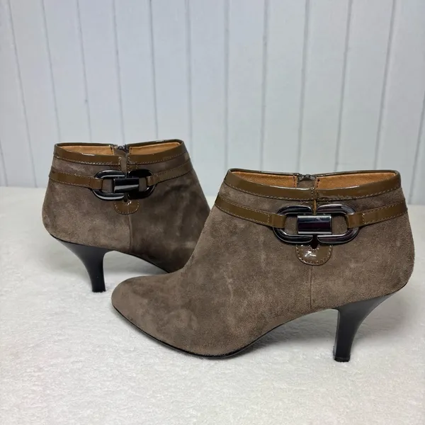 Sofft Brown Suede Ankle Booties with Buckle Detail Size 9M‎ - Image 7