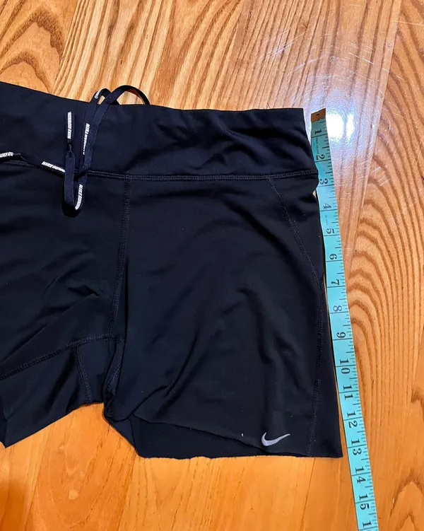 Nike Medium Black Running Shorts - Image 3