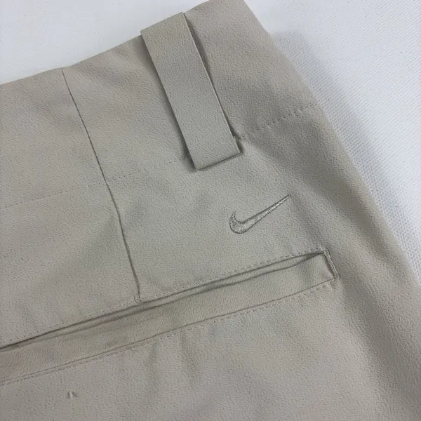 Nike Golf Shorts Womens 4 Beige Bermuda Dri-FIT Performance Stretch Casual - Image 8
