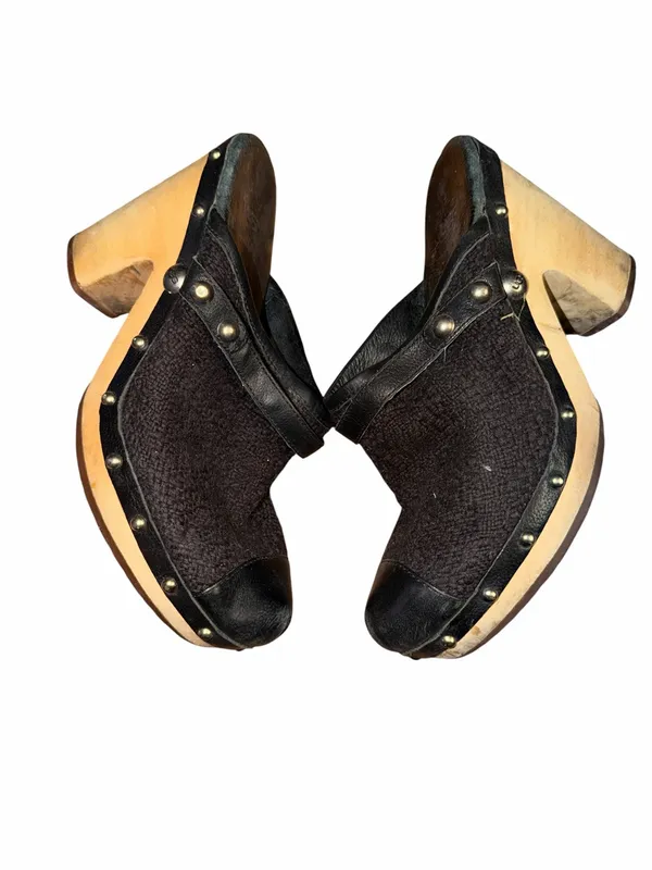 Ugg Black Fabric Leather Trim Slip-On Mule Shoes Size 9 - Image 4