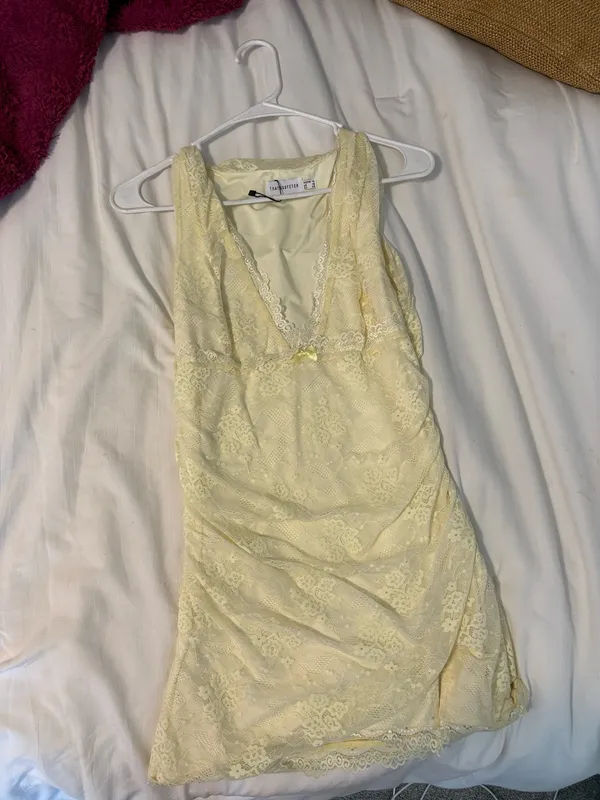 That’s So Fetch Yellow Lace Mini Dress - Image 2