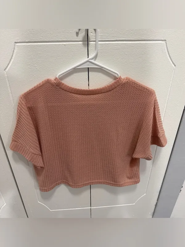NWOT Unbranded Waffle Knit Cropped Short Sleeve - Image 2
