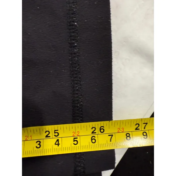 Lululemon define Black High Rise‎ Crop Leggings Yoga Pants Women's Activewear - Image 6