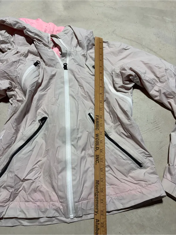 Lululemon run rise & shine Light Pink Hooded Windbreaker Jacket 4 - Image 14