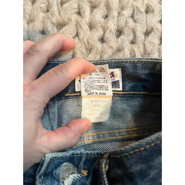 Wrangler vintage jeans size 30 made in Japan - Image 5