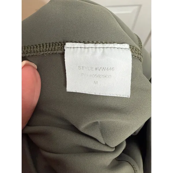 VUORI woman's studio pocket leggings Sage Green Size M - Image 4