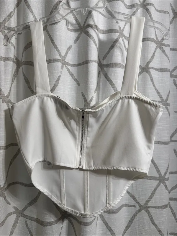 PrettyLittleThing Shape White Woven Corset Crop Top - Image 6