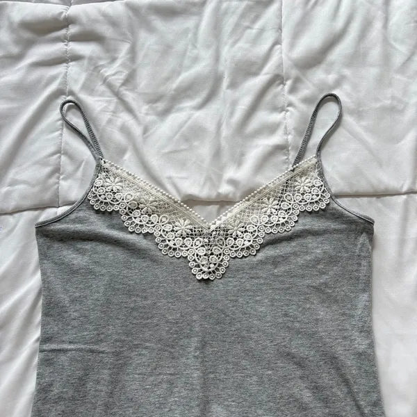 Loft Gray Lace Trim Cami V-Neck Spaghetti Strap Cotton Blend Tank Top Medium - Image 2